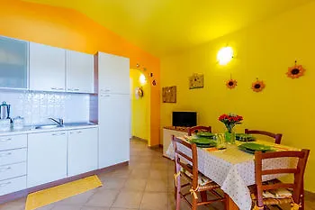 Lughente Apartment *